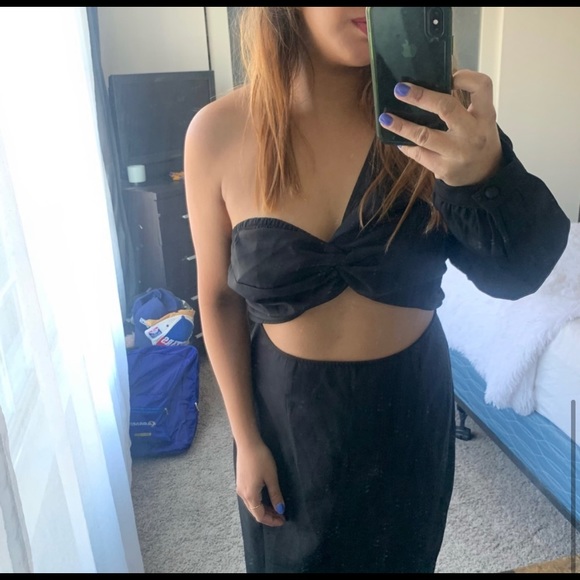 Flirty One Shoulder Dress - Picture 6 of 6